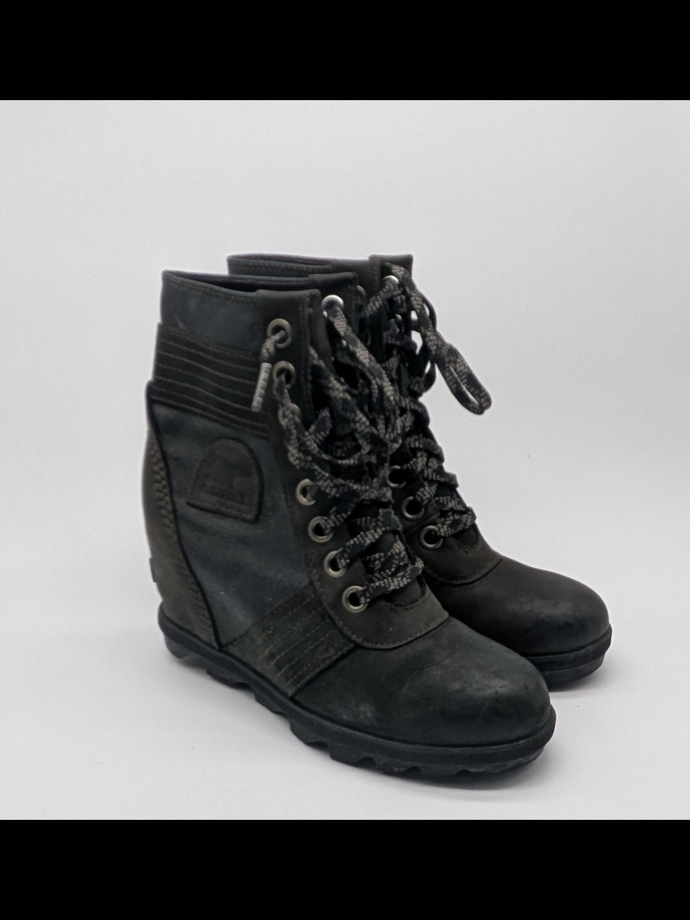 Sorel Lexie Wedge Women's Size 7 Black Lace Up Combat Bootie Waterproof Boots